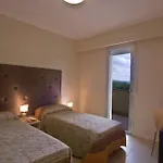 シティ レジデンス 4*