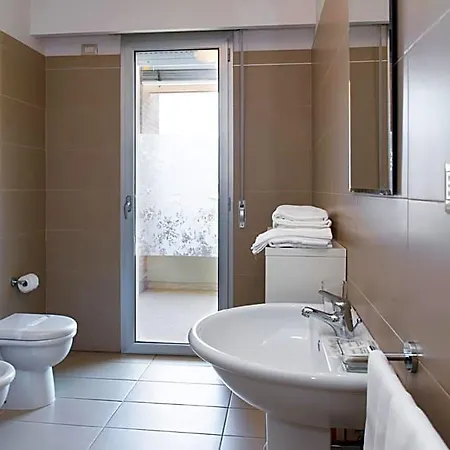 City Residence 4*