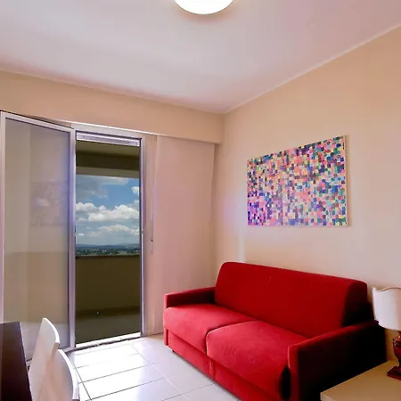 City Residence Apartmanhotel 4*