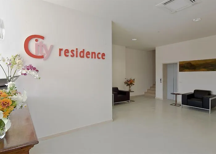 City Residence Aparthotel 4*